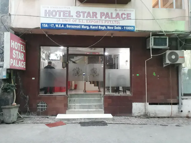 OYO Hotel Star Palace Near Gurudwara Shri Bangla Sahib