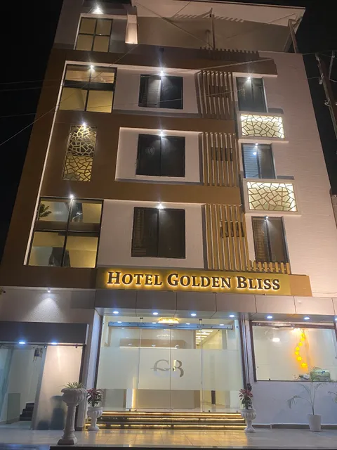 Hotel Golden Bliss