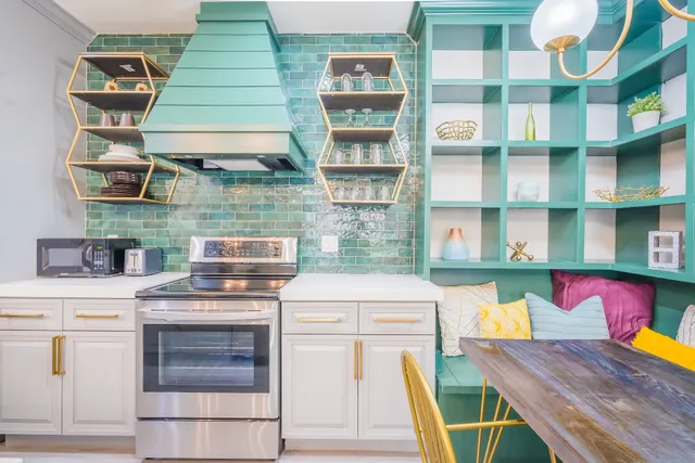 702 Housing - Las Vegas Corporate Housing