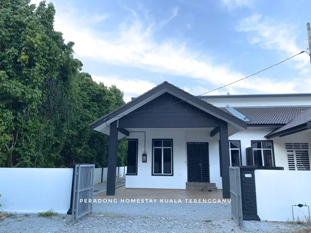 PERADONG HOMESTAY KUALA TERENGGANU