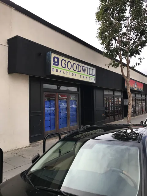 Goodwill Southern California Donation Center