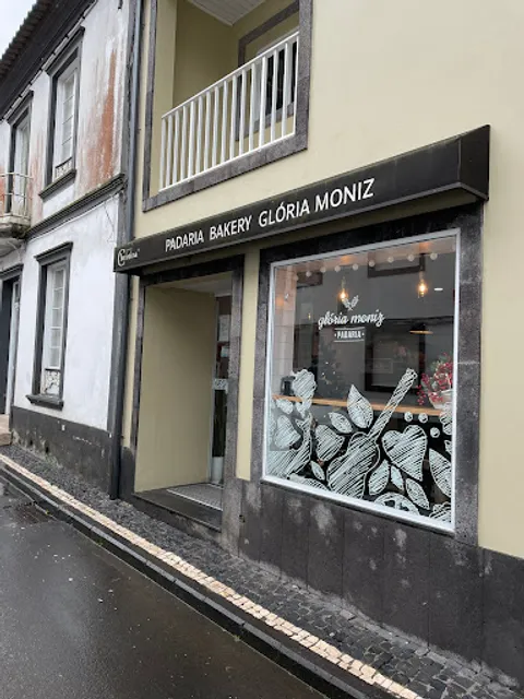 Gloria Moniz Bakery
