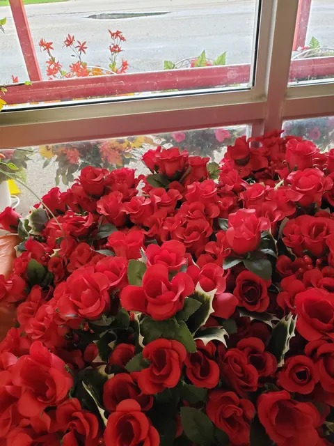 Moree's Florist & Gifts