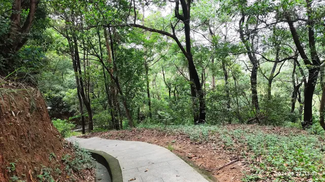 Shiyaling Faith Sports Park （Southeast Gate）