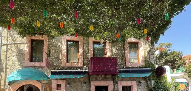 Deniz Nadide DURU ALAÇATI Boutique Hotel