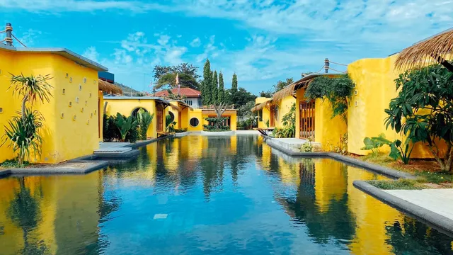 สิบแสนสมุทร รีสอร์ท