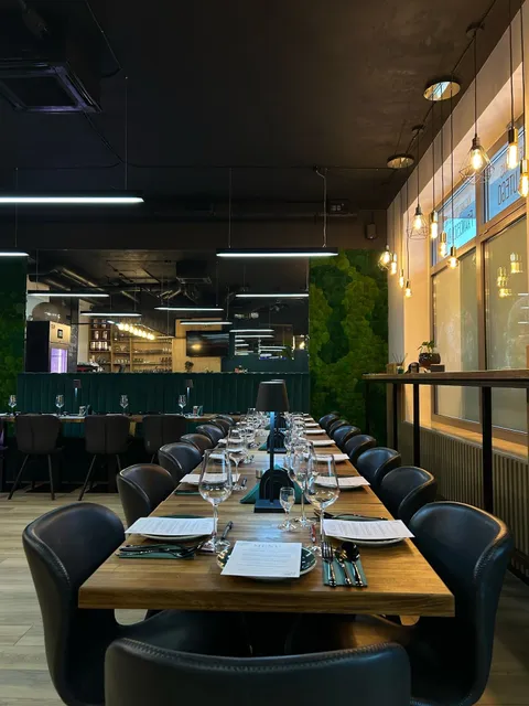 YANA Meet&Meat Restaurant