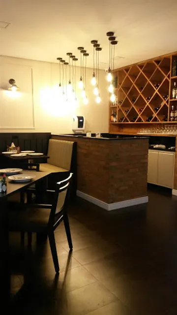 Julia Maria Pizzaria Ltda