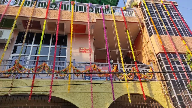 Apna Ghar ( Girls PG )