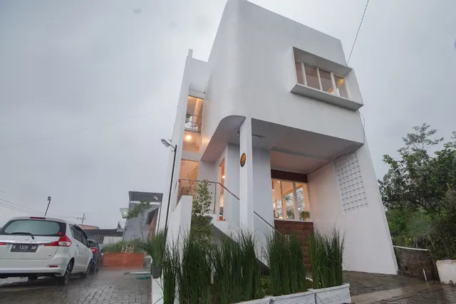 White Swan Private Villa