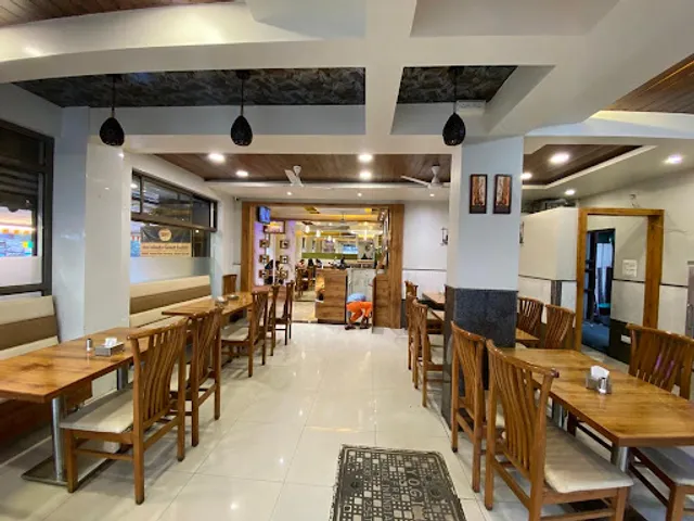 Hotel Maratha Veg nonveg