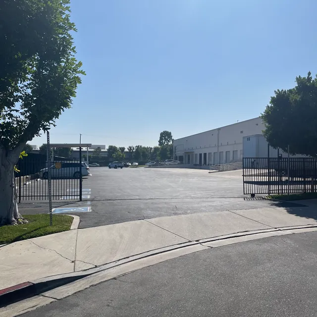 Daniel's Home Center Warehouse