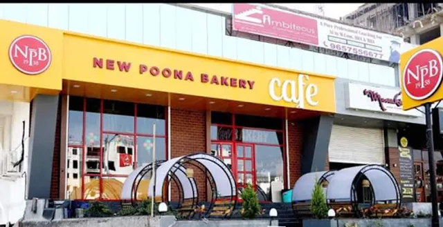 New Poona Bakery - Cafe