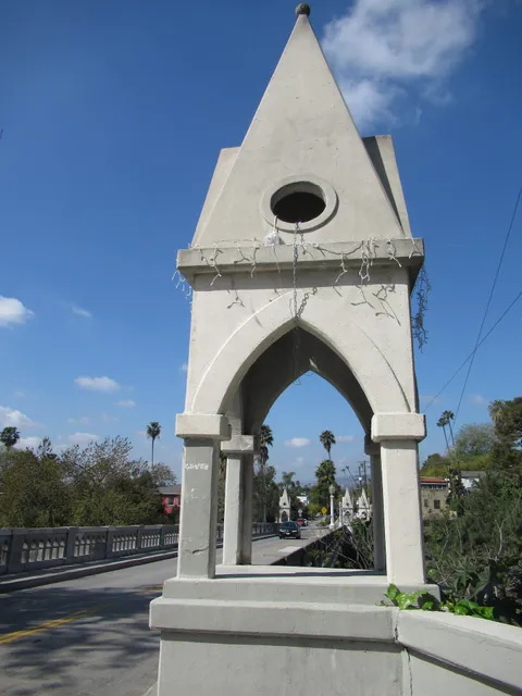 Shakespeare Bridge Garden