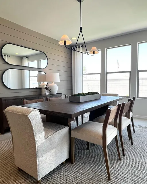 Jenny Lee Designs and Decor