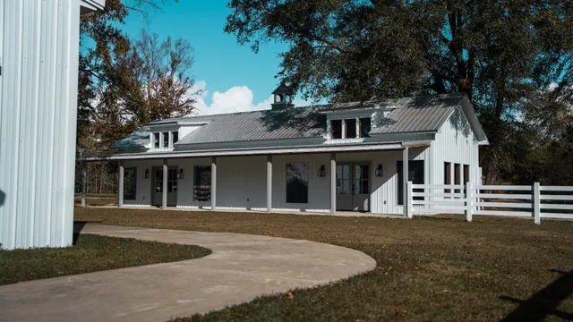 The Hideaway at Reed's Estate