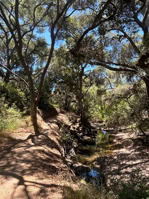 Tecolote Canyon Trailhead