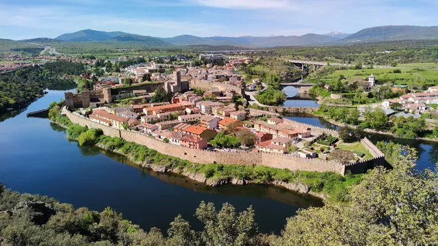 Apartamentos Puente viejo de Buitrago