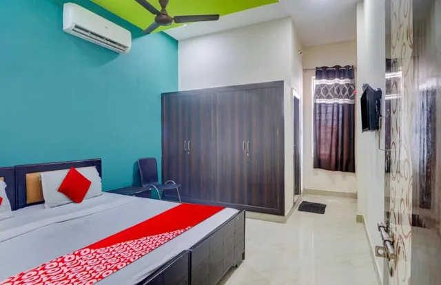 Hotel Royal Comfort Madhapur