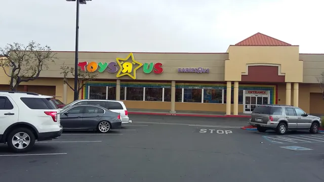 Toys"R"Us