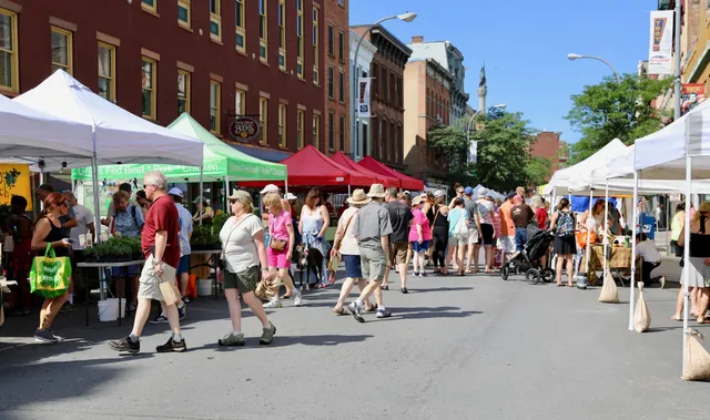 Troy Waterfront Farmers Market (Summer)