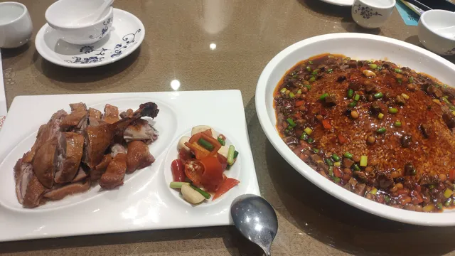 Huating Lake China Anhui Food Health Restaurant