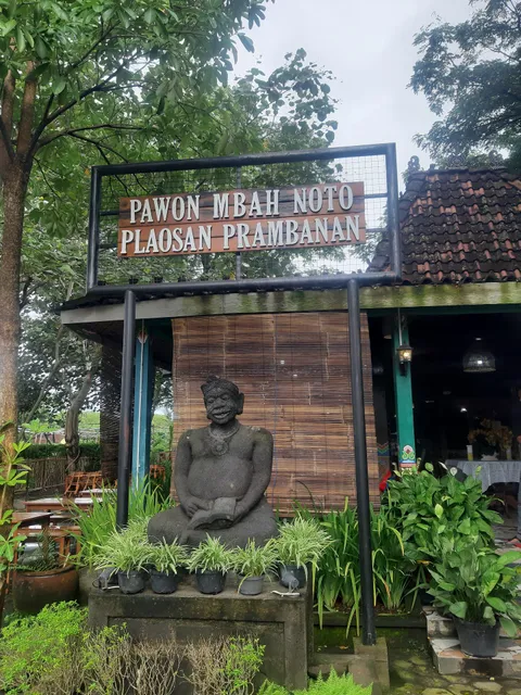 Pawon Mbah Noto Plaosan