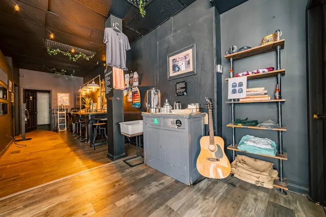 Electric Fountain Brewing | EFB Coffee – Quincy’s Specialty Coffee Shop & Roastery