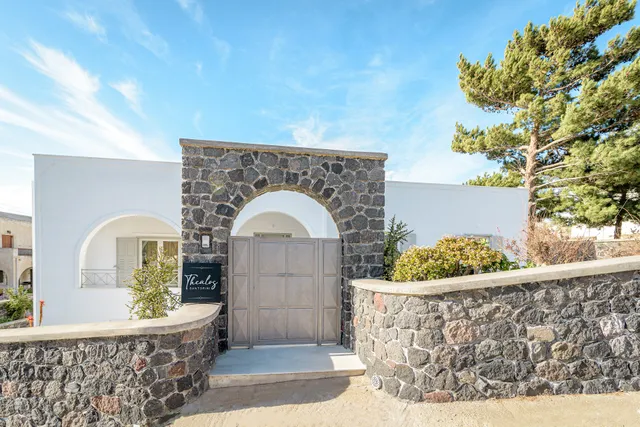 Thealos Santorini