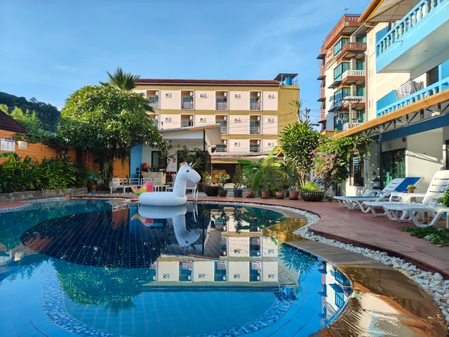 Baankasemsuk Resort 般咔 深宿