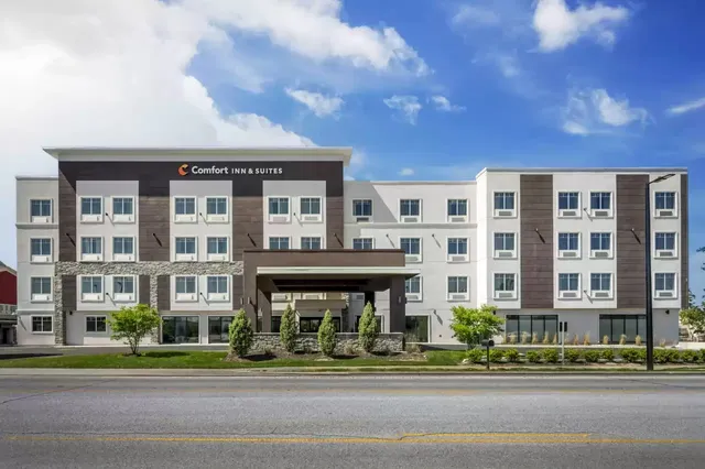 Comfort Inn & Suites Clarksville - Louisville North