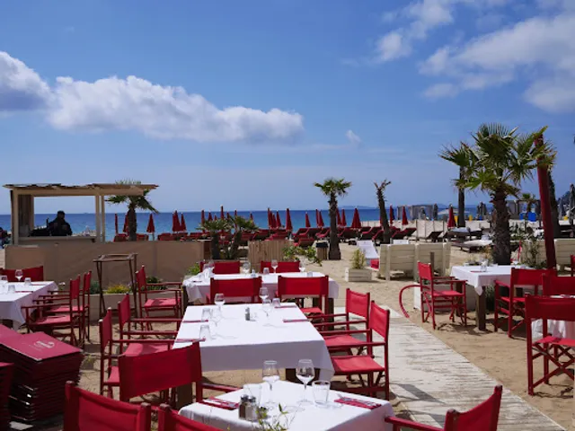 Le Nautic Beach - restaurant & plage privée