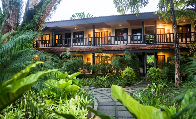 Marina Zancudo Lodge