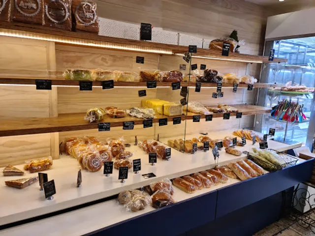 La Vigne Bakery Eastwood