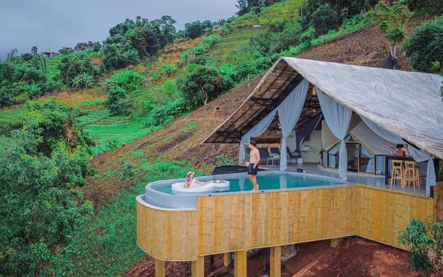 เดอะเฌอร์ โฮมสเตย์ - The Sher