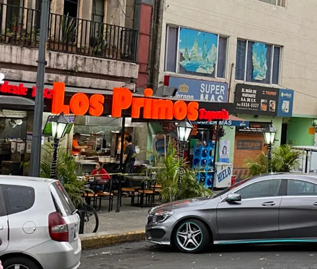 Taquería Los Primos
