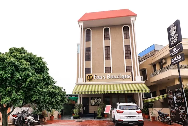 Collection O Hotel Four Boutique