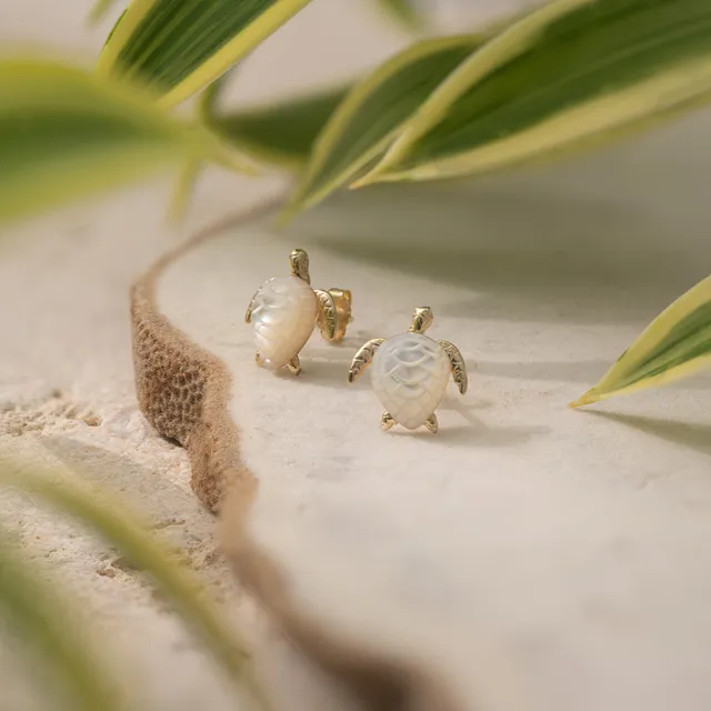 Maui Divers Jewelry - USS Bowfin