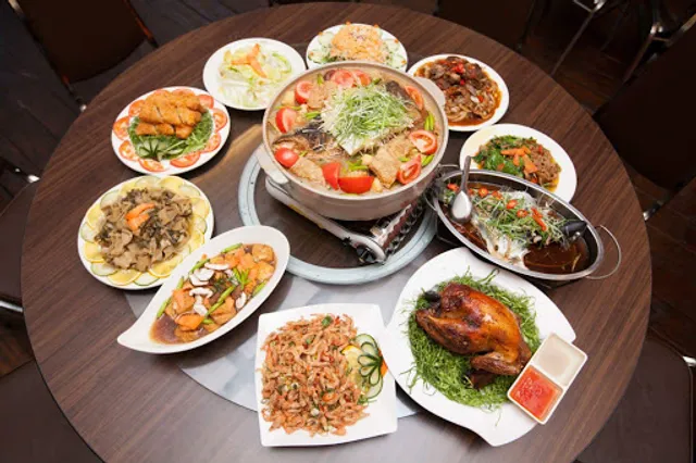 Inako Valley View restaurants