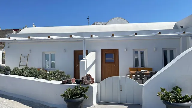 Kalyva Santorini Cycladic House