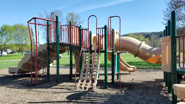 Hickories Park Camping and BBQ Area