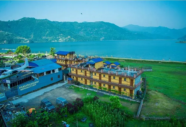 Majestic Lake Front Hotel & Suites