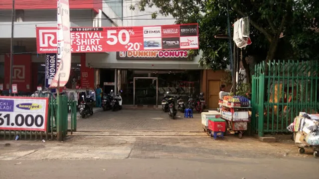 D2 DONUTS Ramayana Pasar Minggu