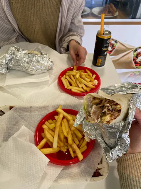 KING PIZZA buonissimo kebab