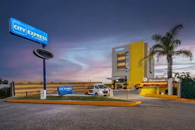 City Express by Marriott Guadalajara Aeropuerto