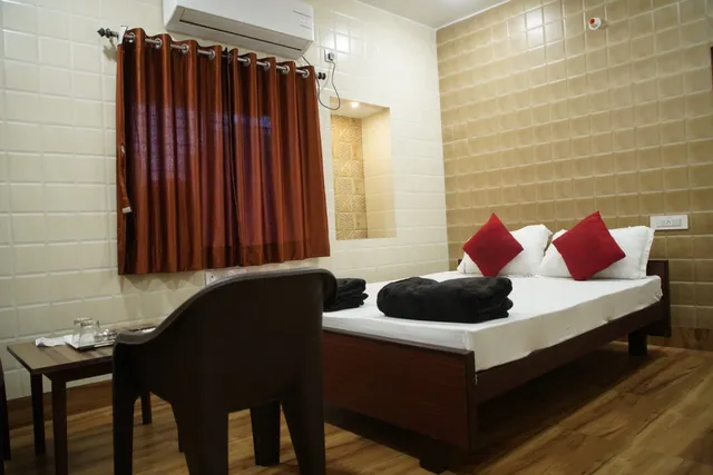 Akash Hotel Howrah