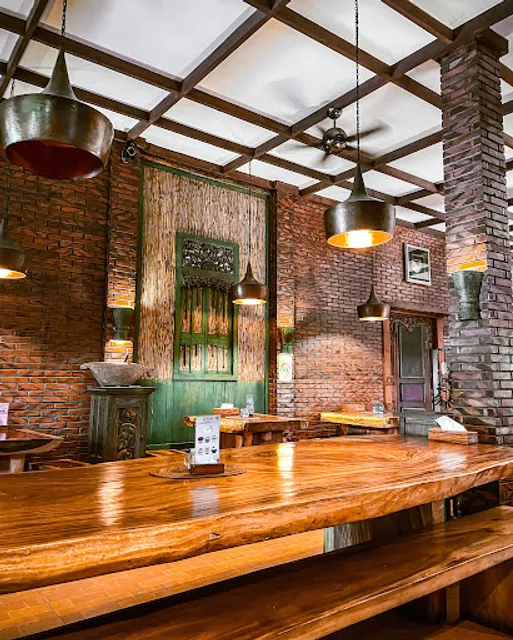 iiga Warung Sunset Road