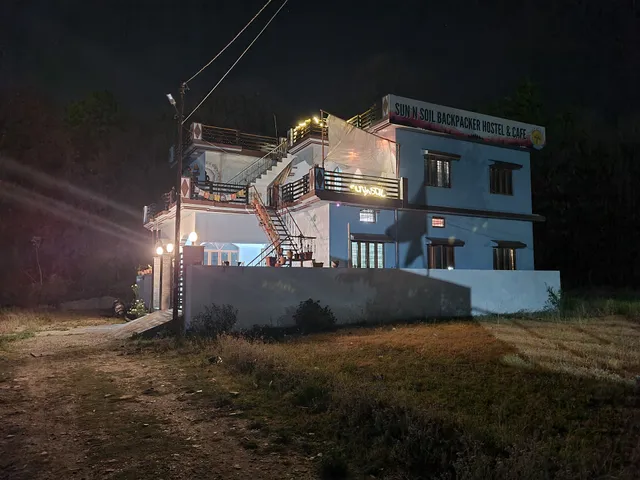 Sun n Soil Backpacker Hostel (near Dehradun Jollygrant airport)