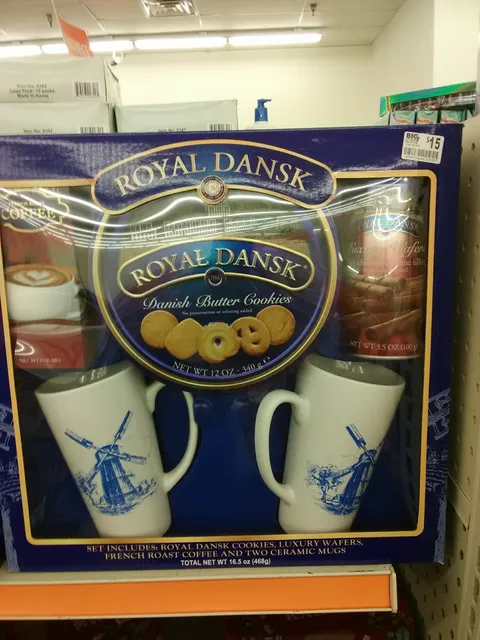 Oakland Shopping Center