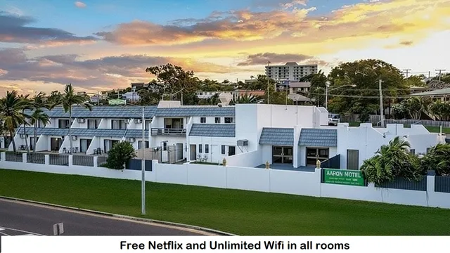Aaron Motel